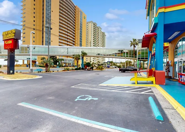 The Splash Resort And Condos East 2